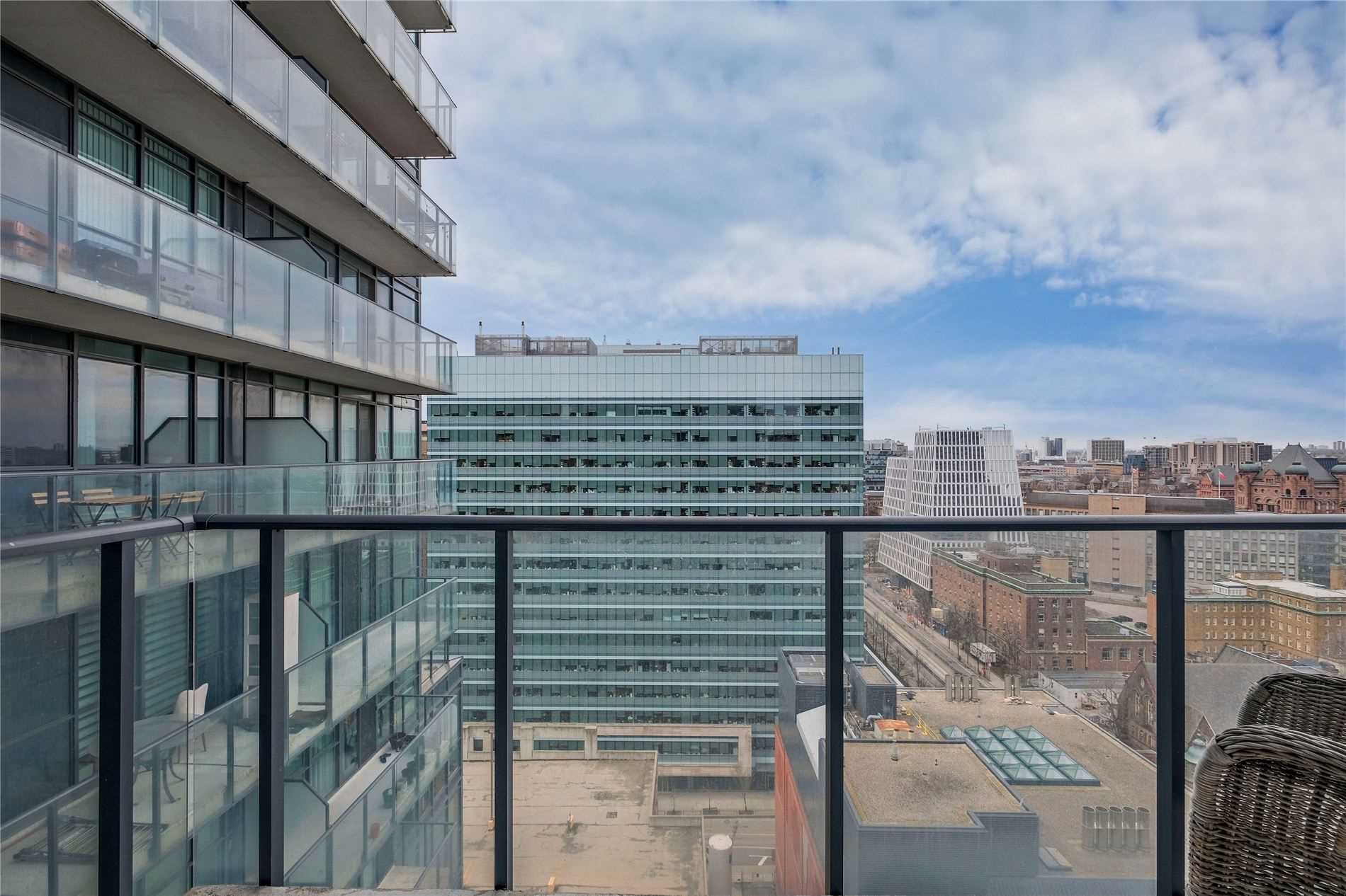 770 Bay Street #2001