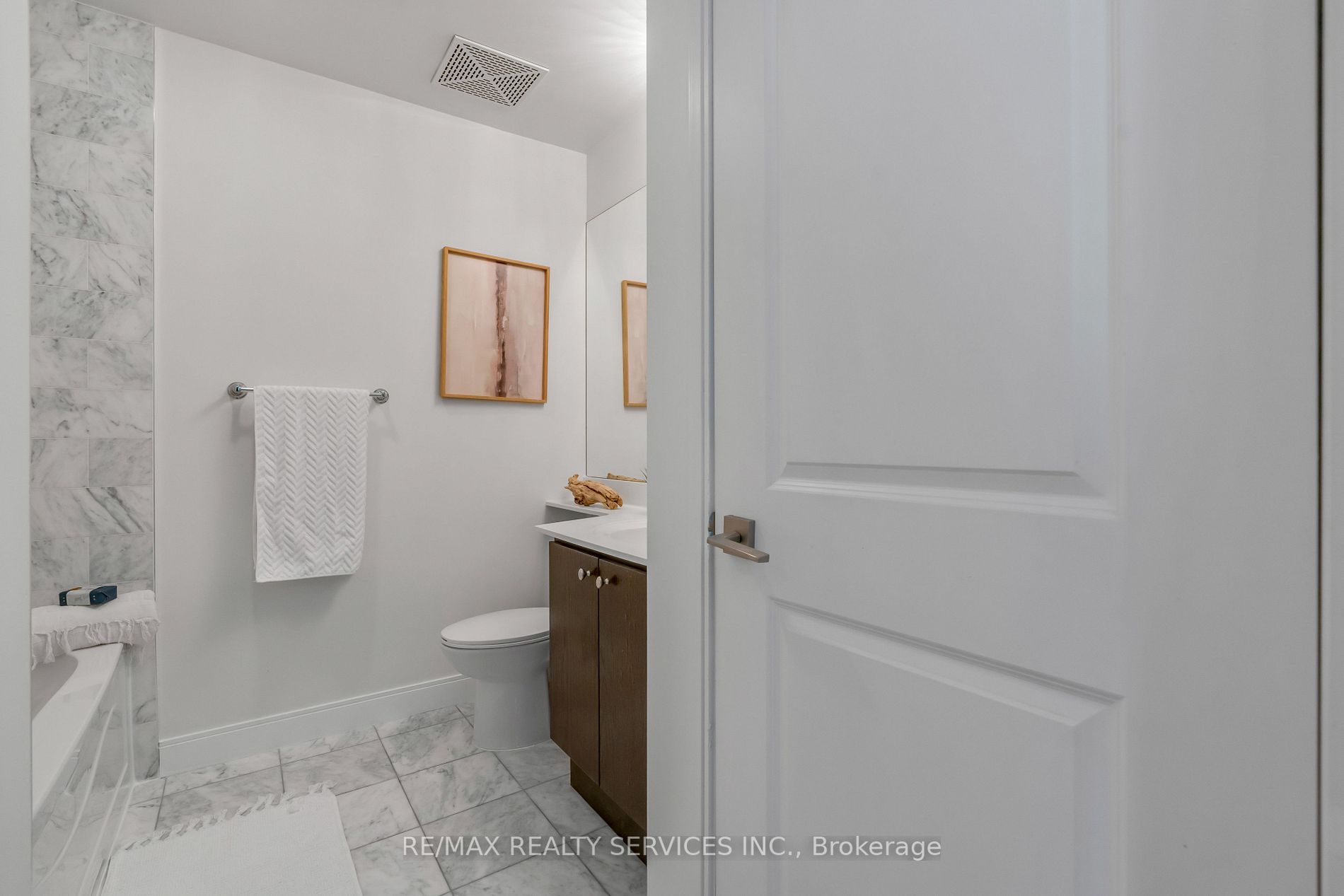 1 Scott St, #2306