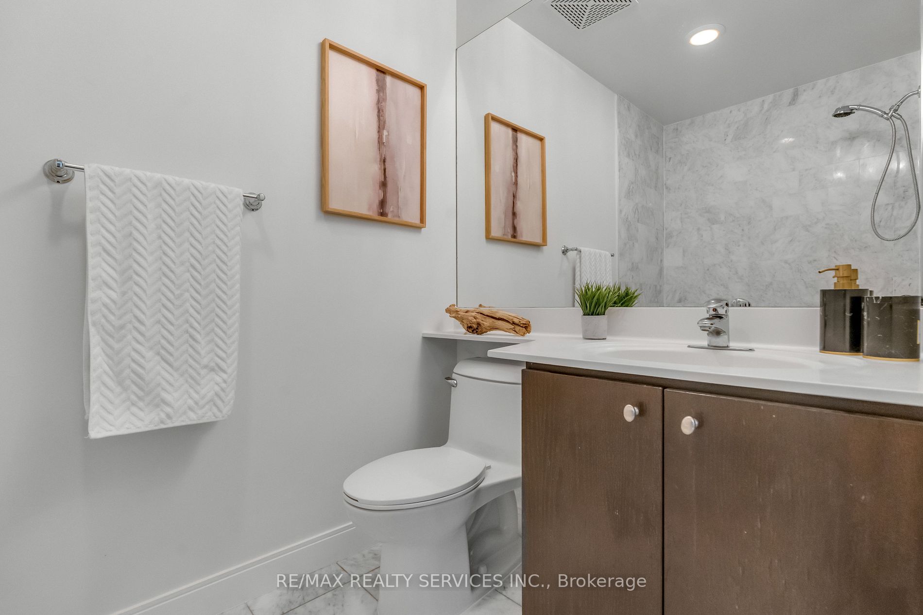 1 Scott St, #2306