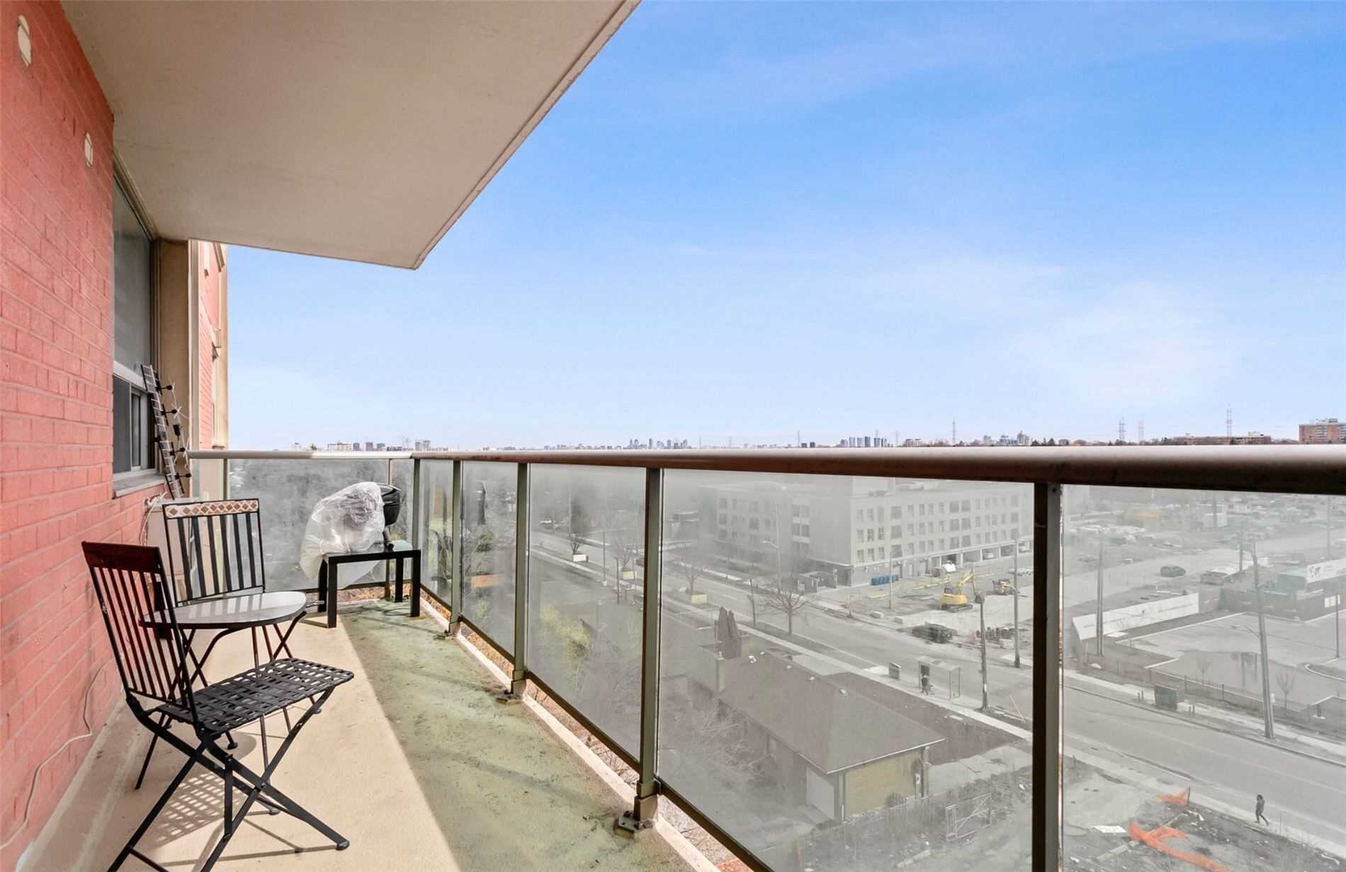 5949 Yonge Street #801