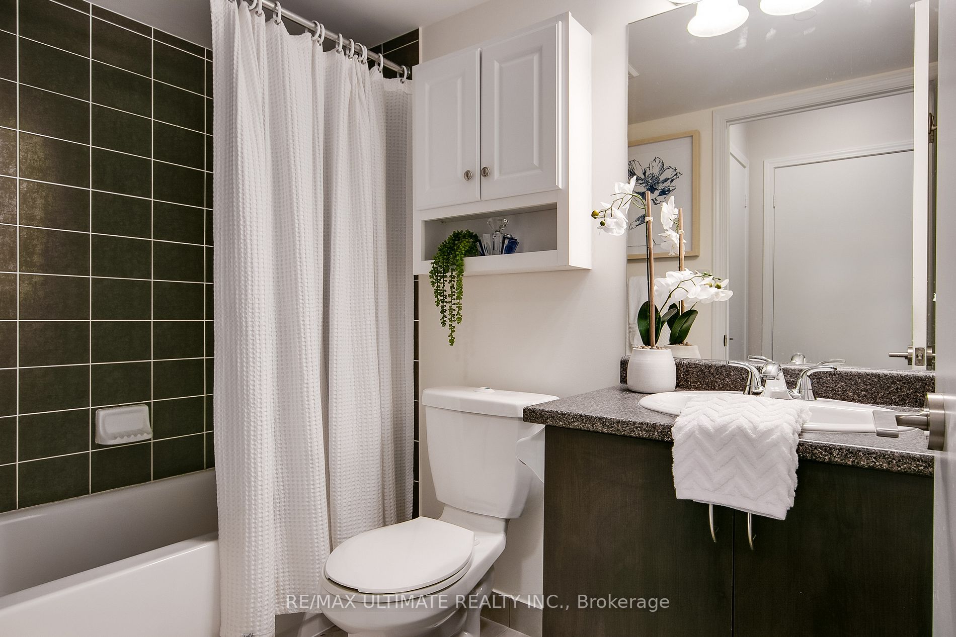 Listing C6015188 - Large Photo # 23