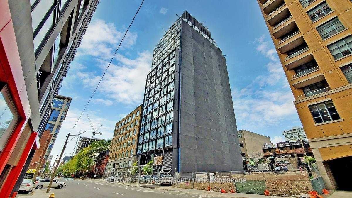 458 Richmond St W, #204