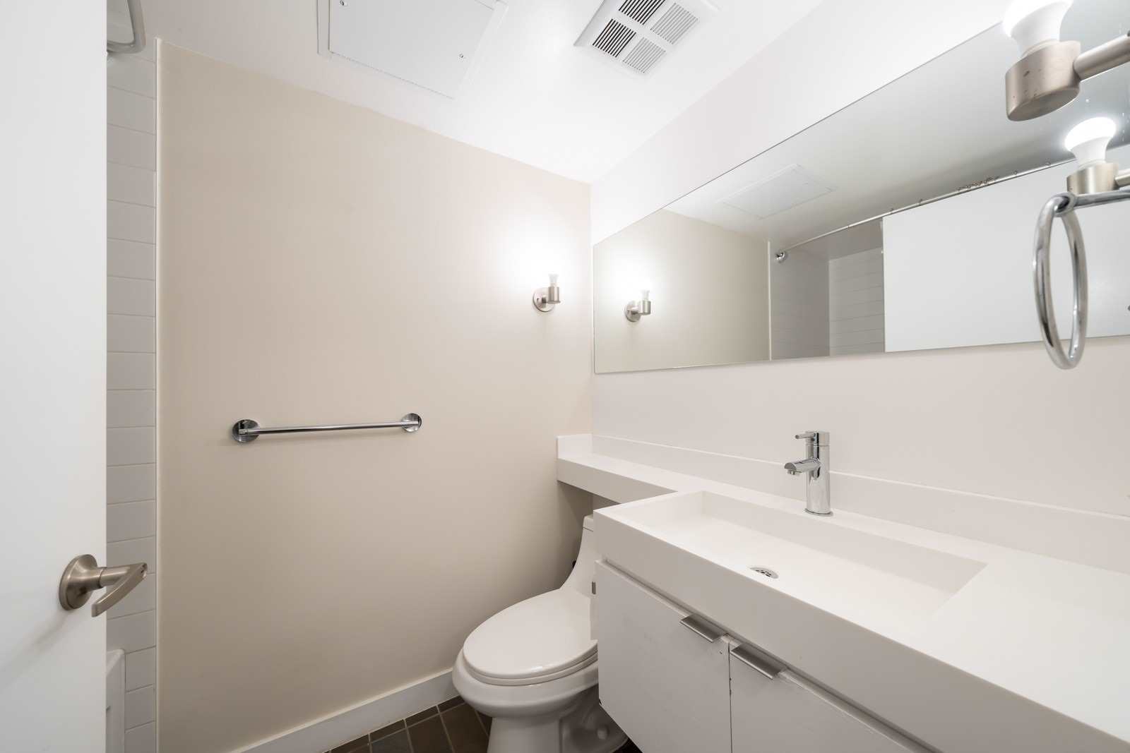 4K Spadina Ave, #317
