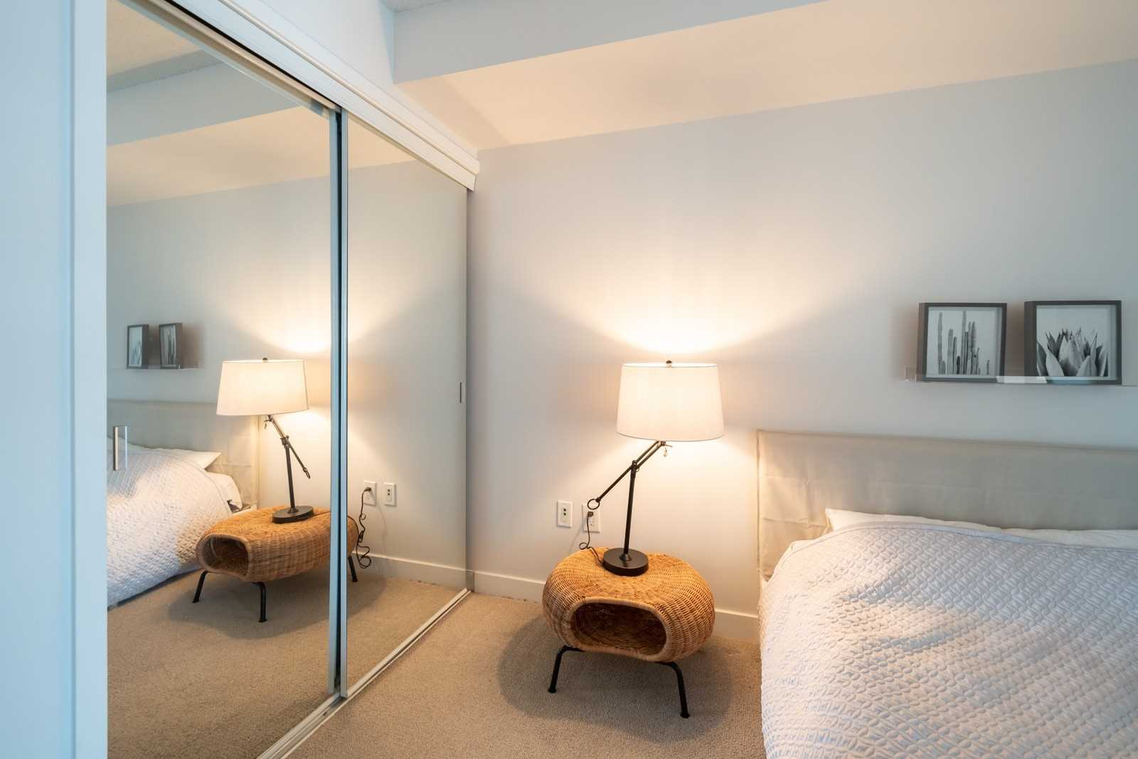 4K Spadina Ave, #317