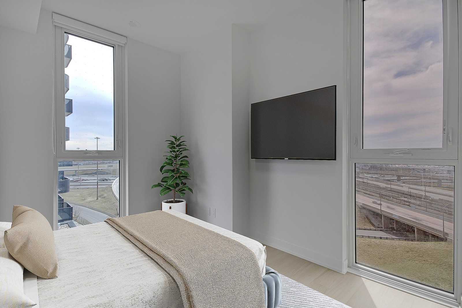 30 Tretti Way, #907