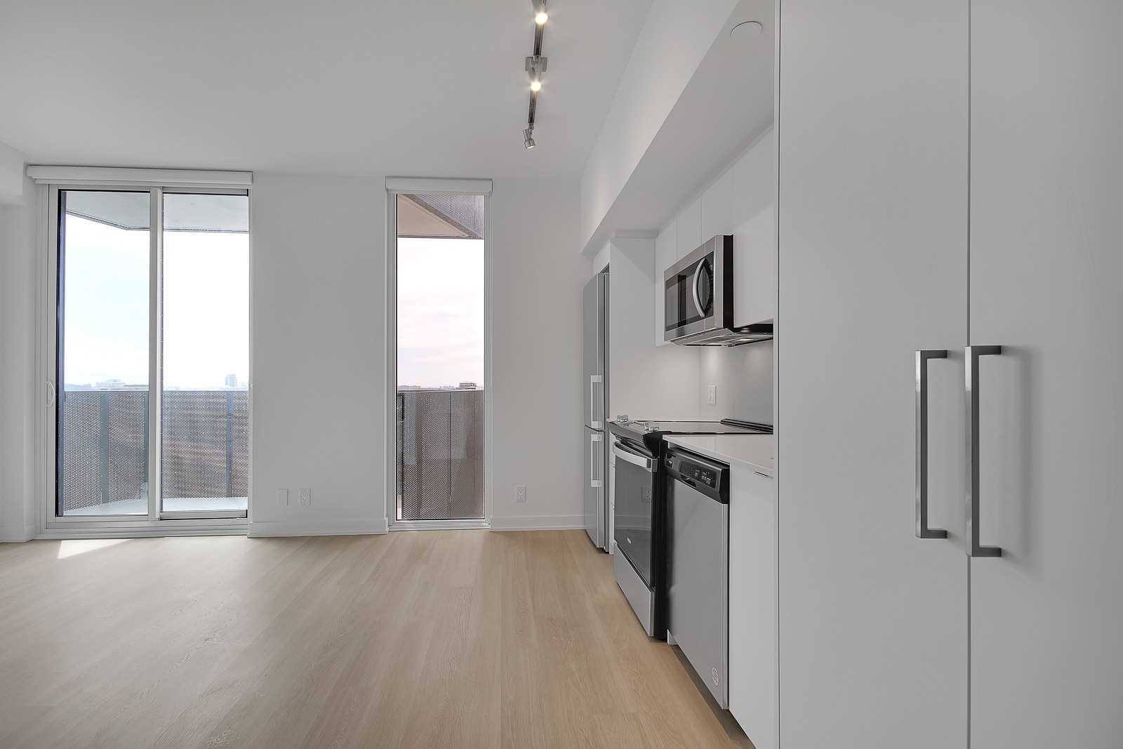 30 Tretti Way, #907