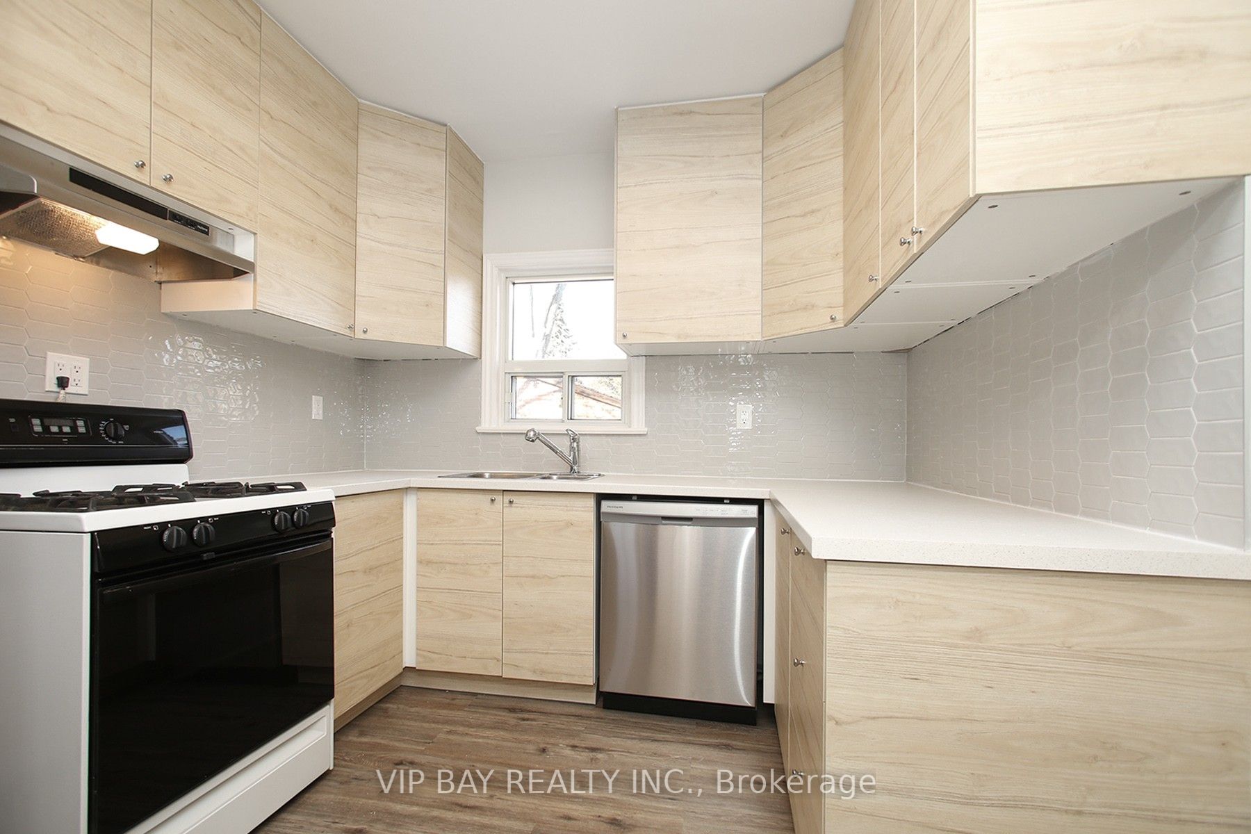 146 Horsham Ave, #Main