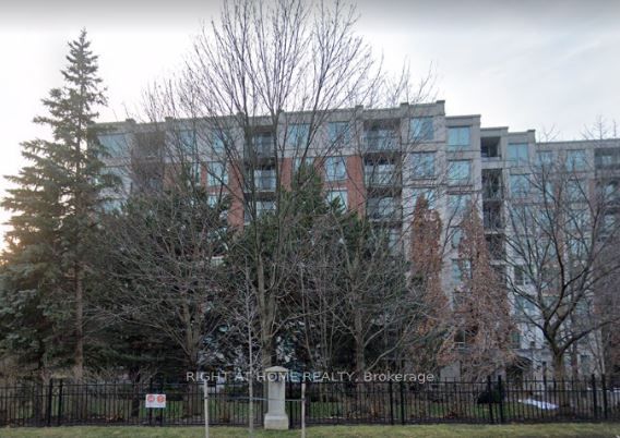 18 William Carson Crescent, #301