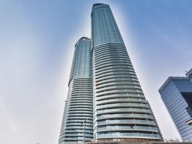 12 York St, #3902
