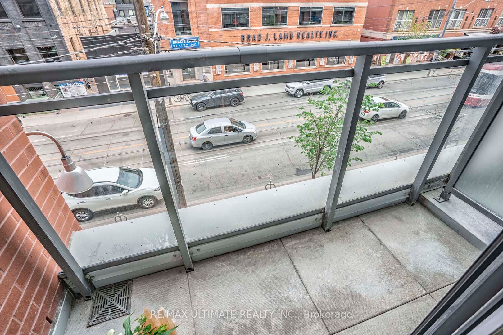 775 King St W, #216