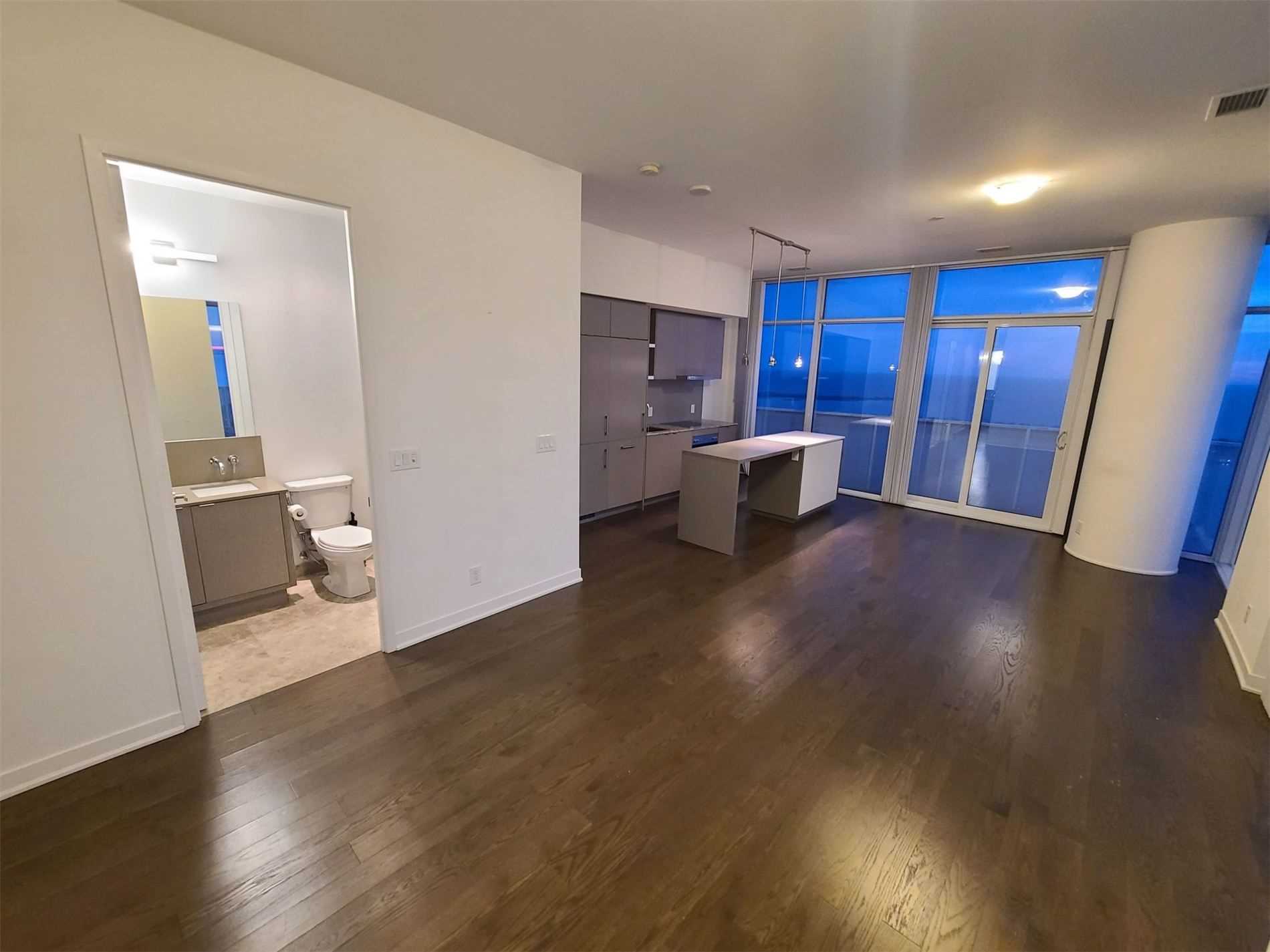 88 Harbour Street, #7210
