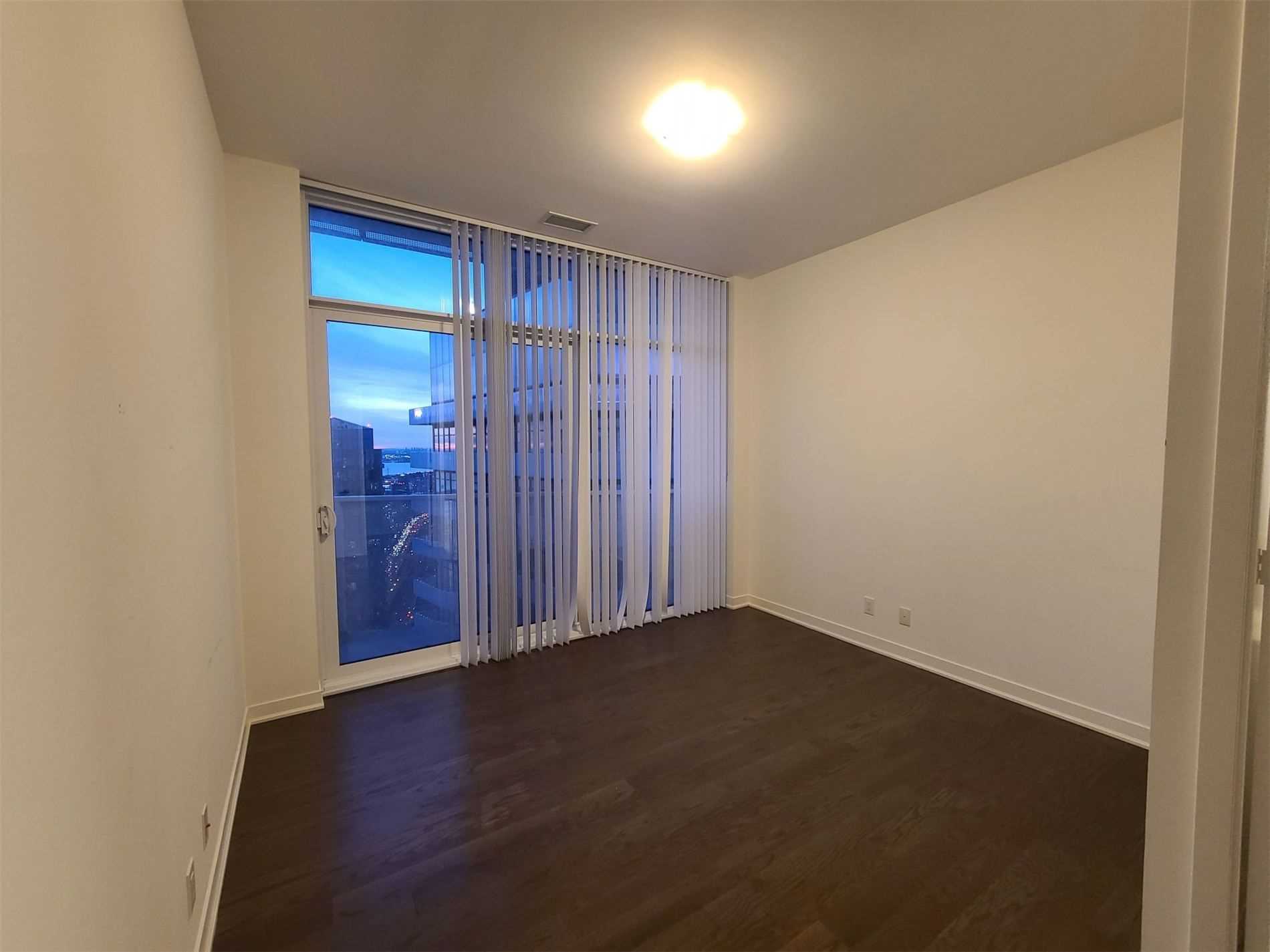 88 Harbour Street, #7210