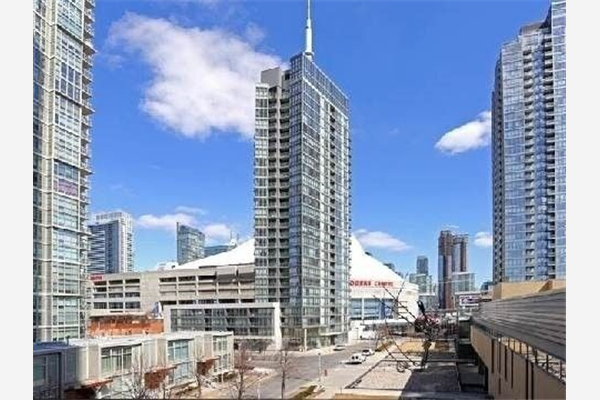35 Mariner Terr, Toronto
