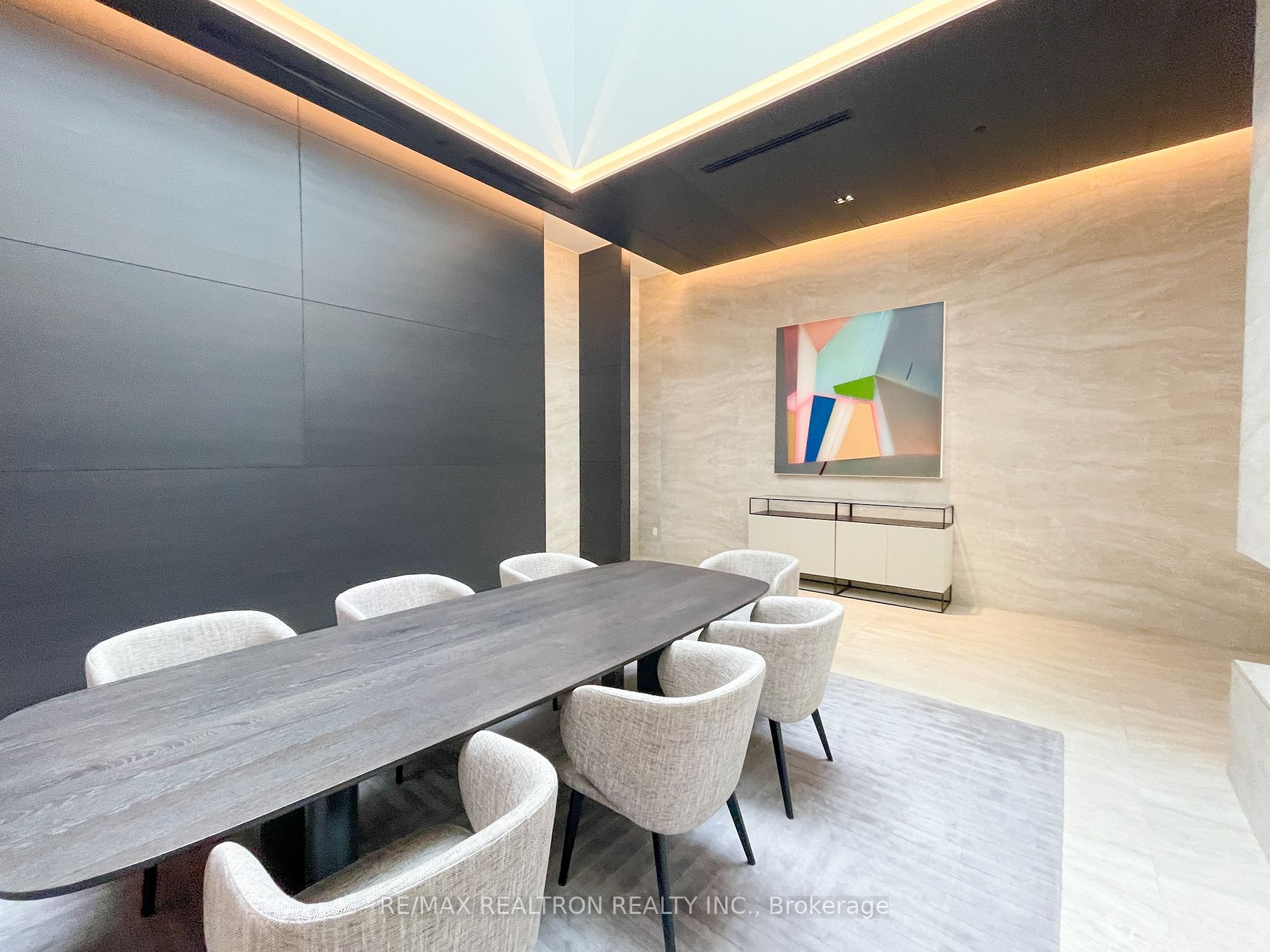 2221 Yonge Street #3306