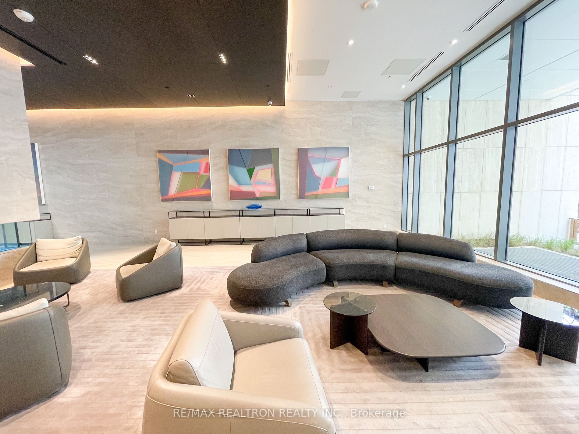 2221 Yonge Street #3306