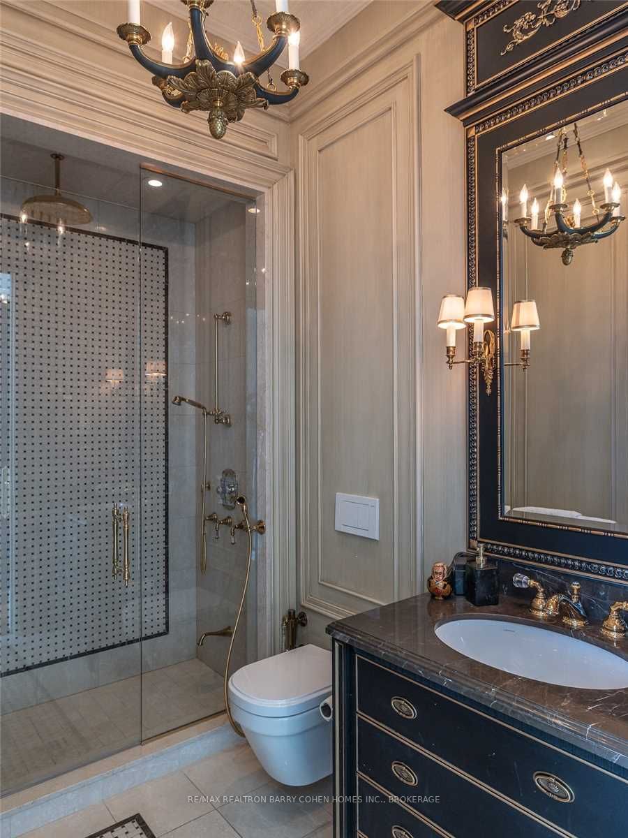 50 Yorkville Ave, #5202