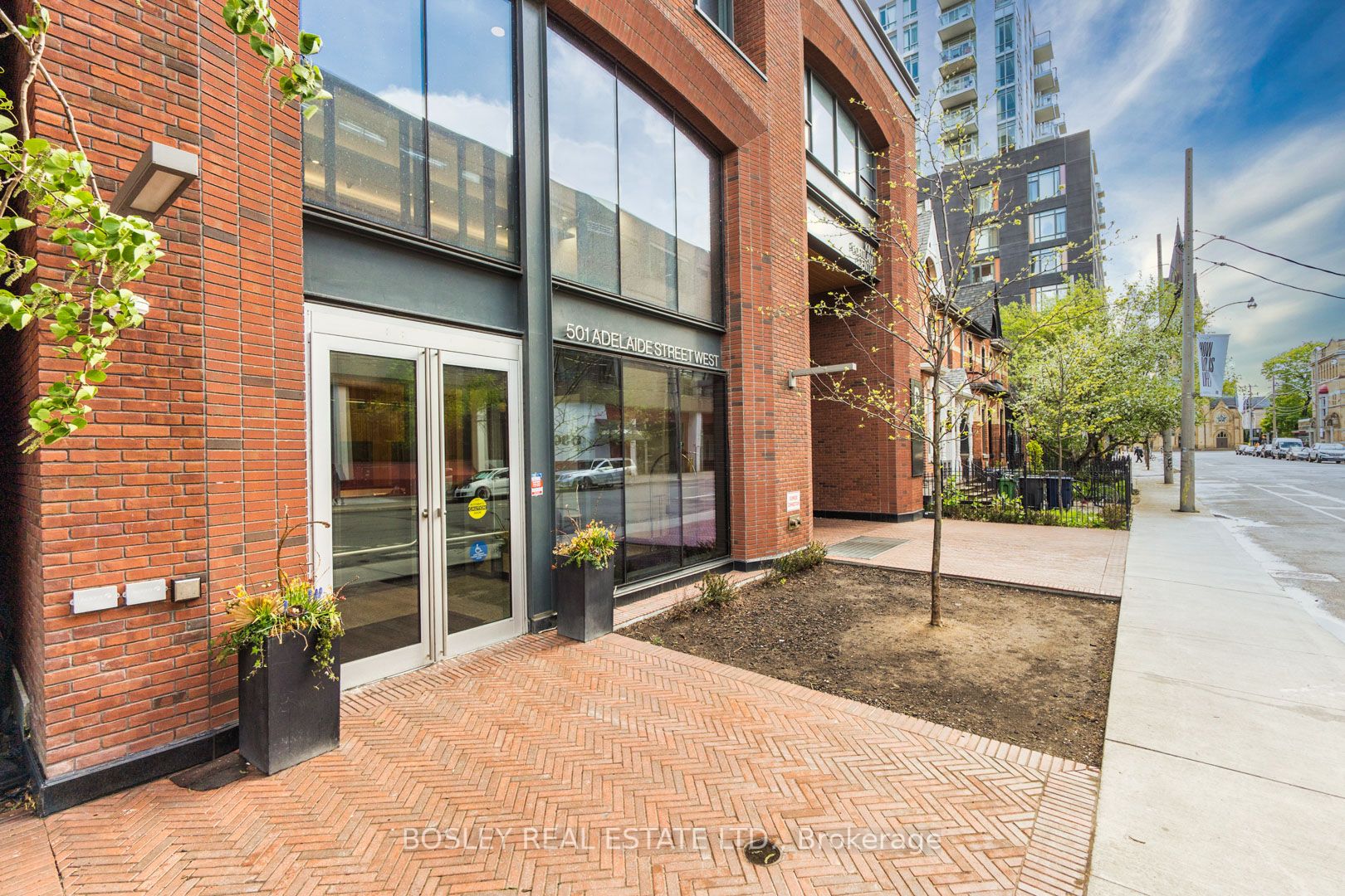 501 Adelaide Street W, #310