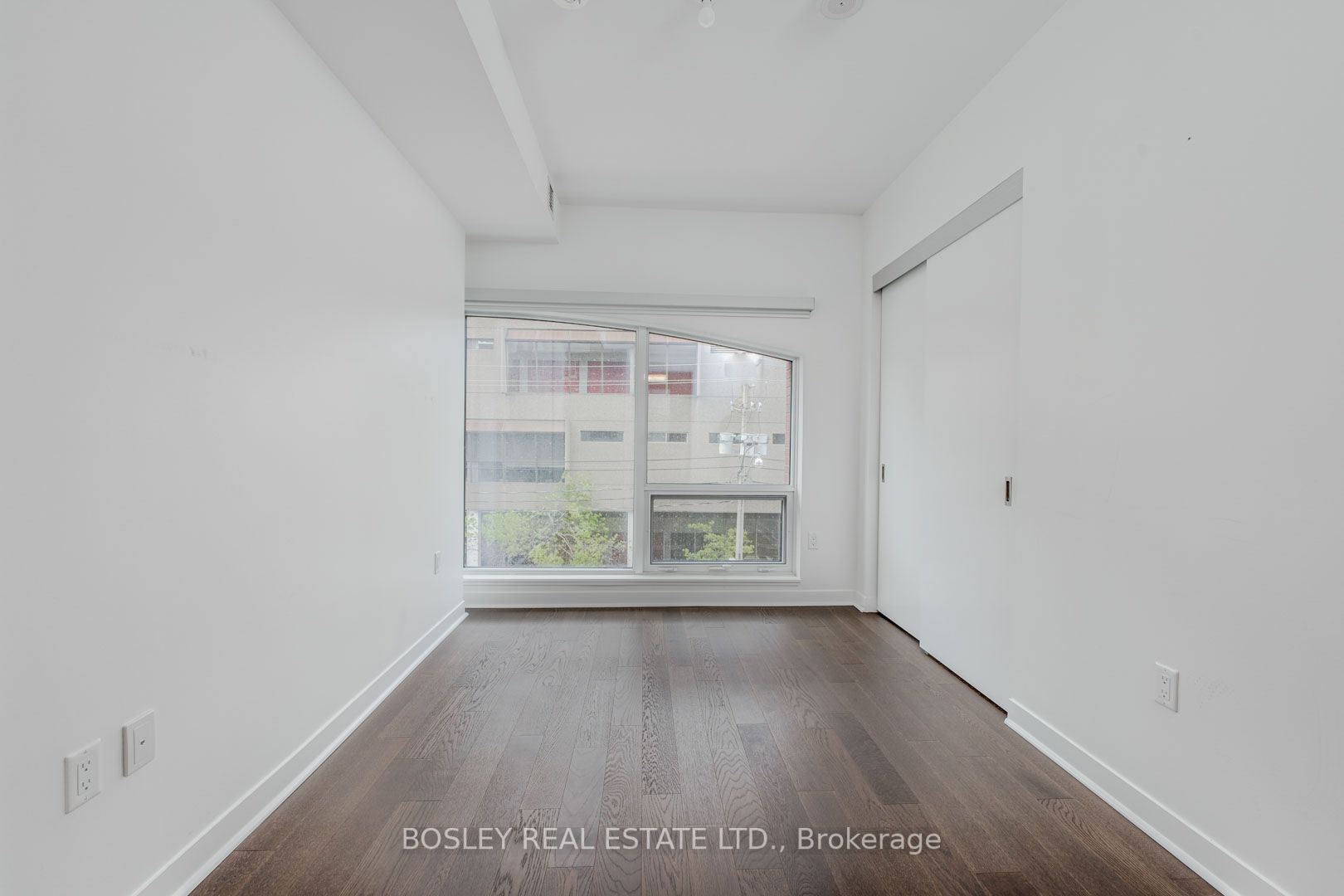 501 Adelaide Street W, #310