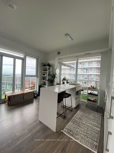20 Richardson St, #1905