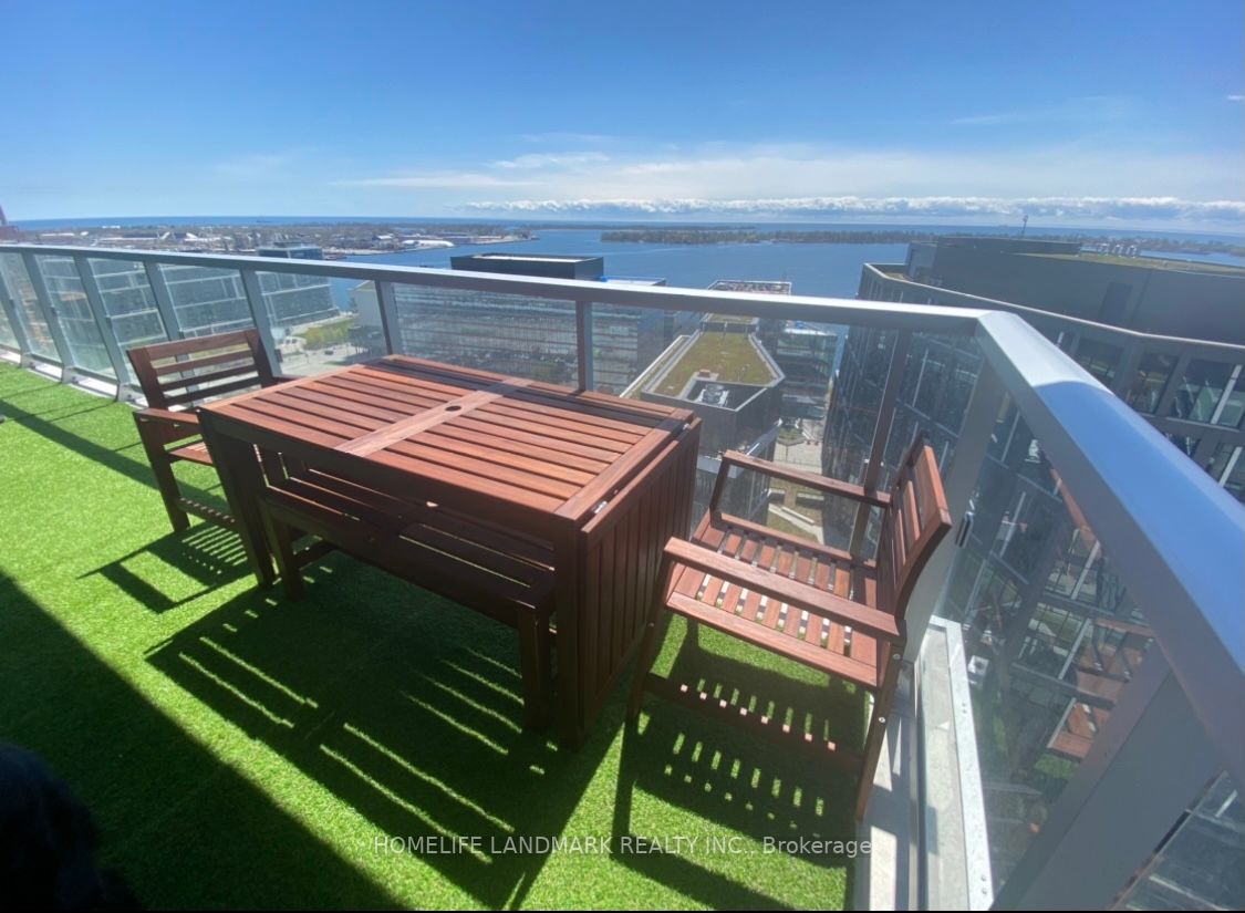 20 Richardson St, #1905