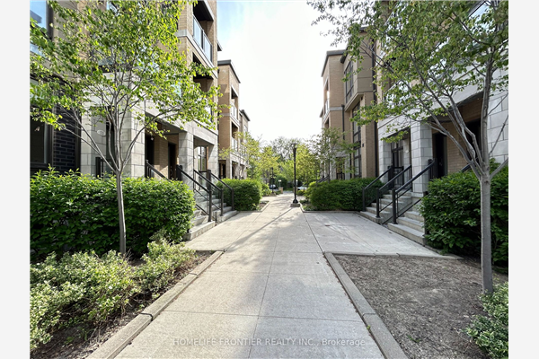 15 Eldora Ave