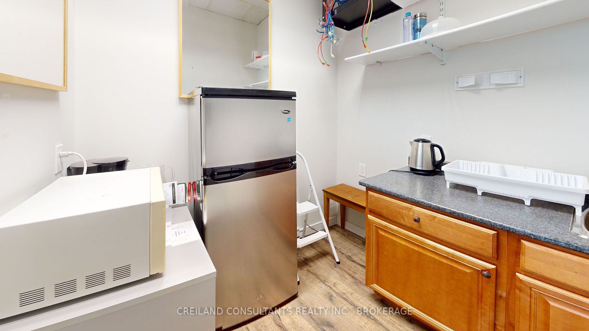 234 Eglinton Ave E, #U407