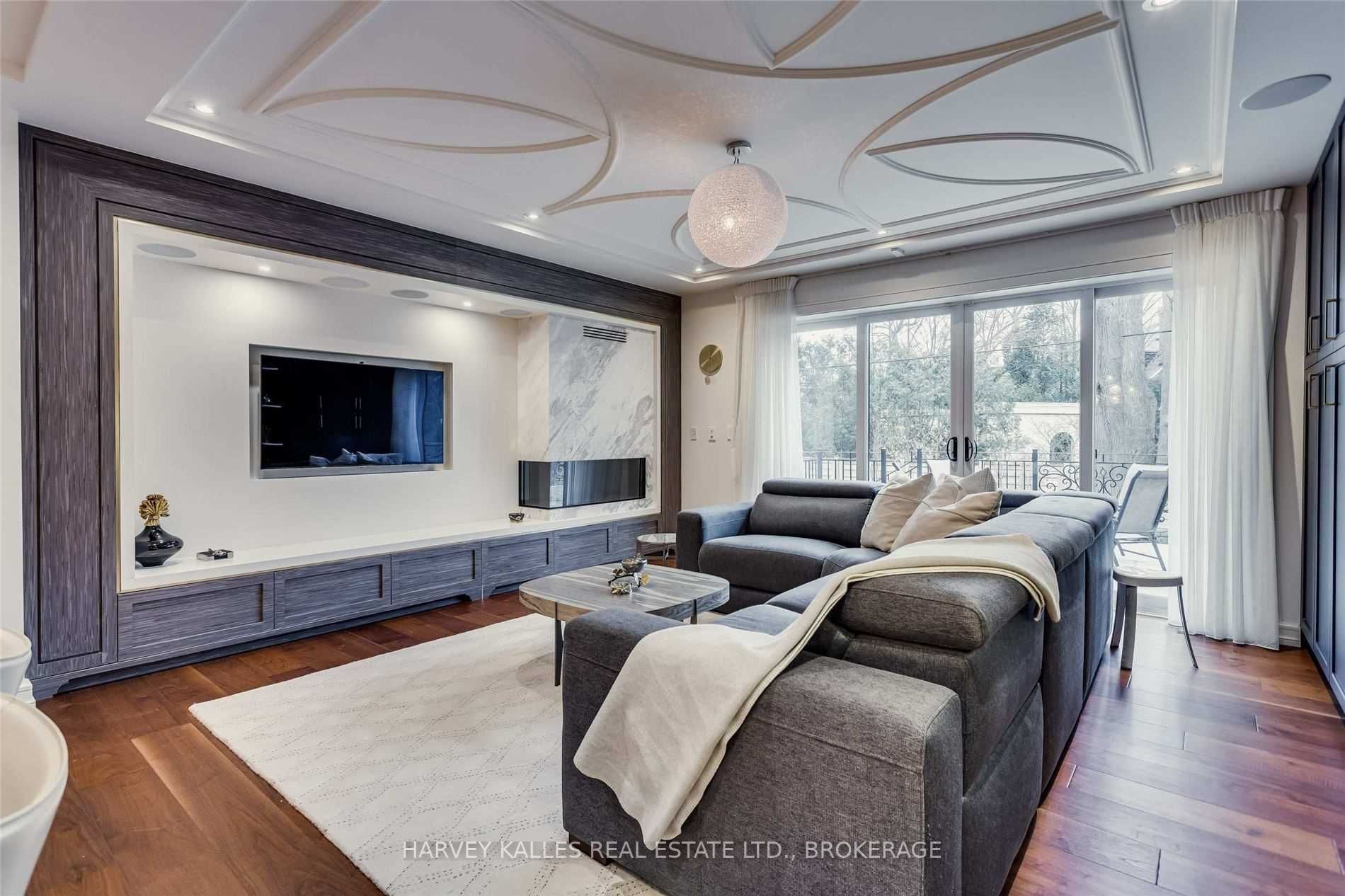 23 Douglas Drive