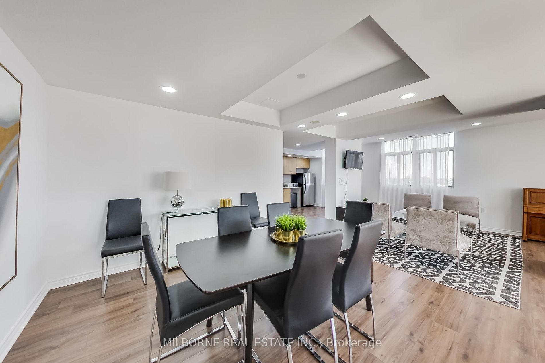 15 Maplewood Ave, #Ph8
