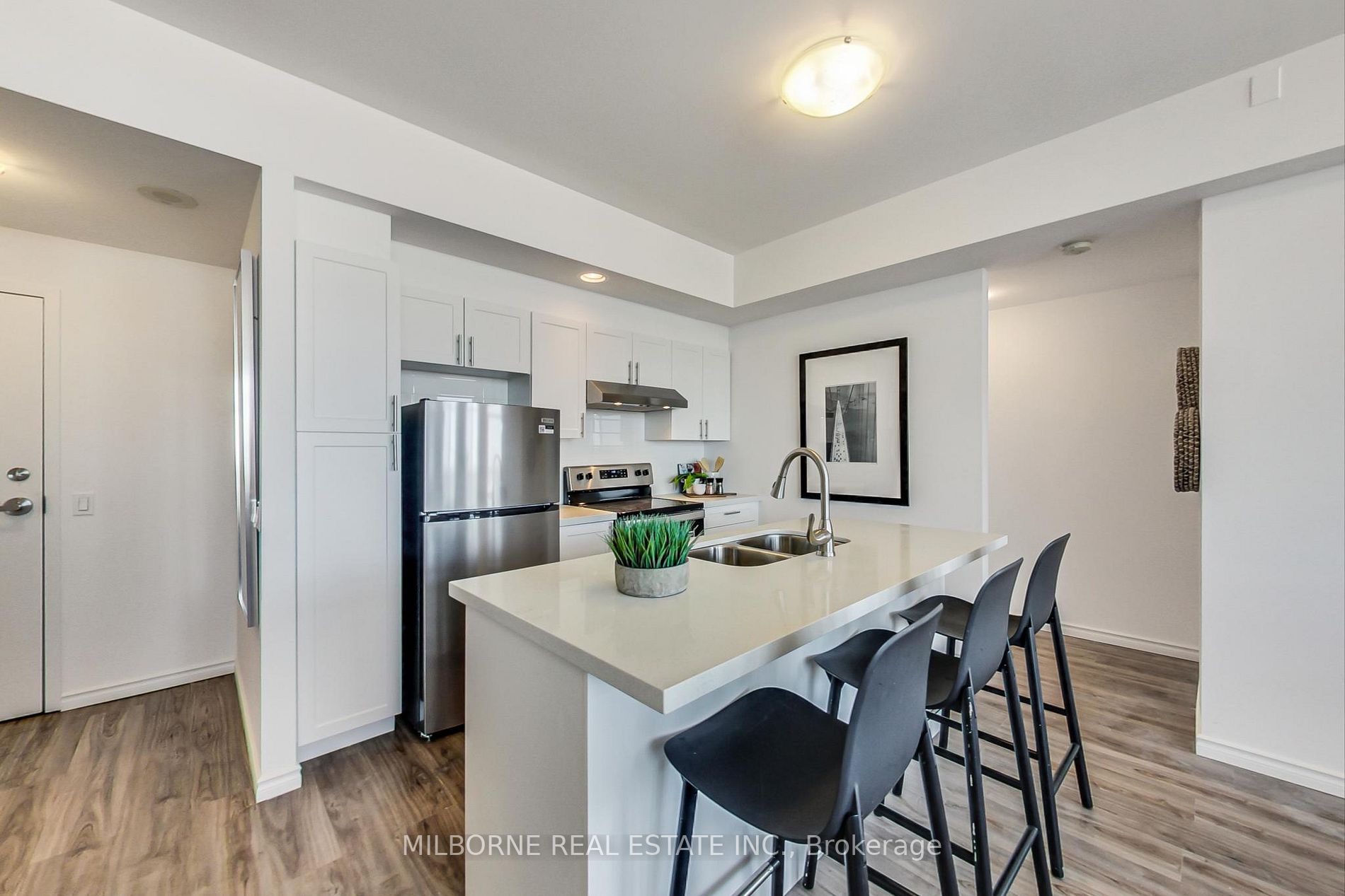 15 Maplewood Ave, #Ph8