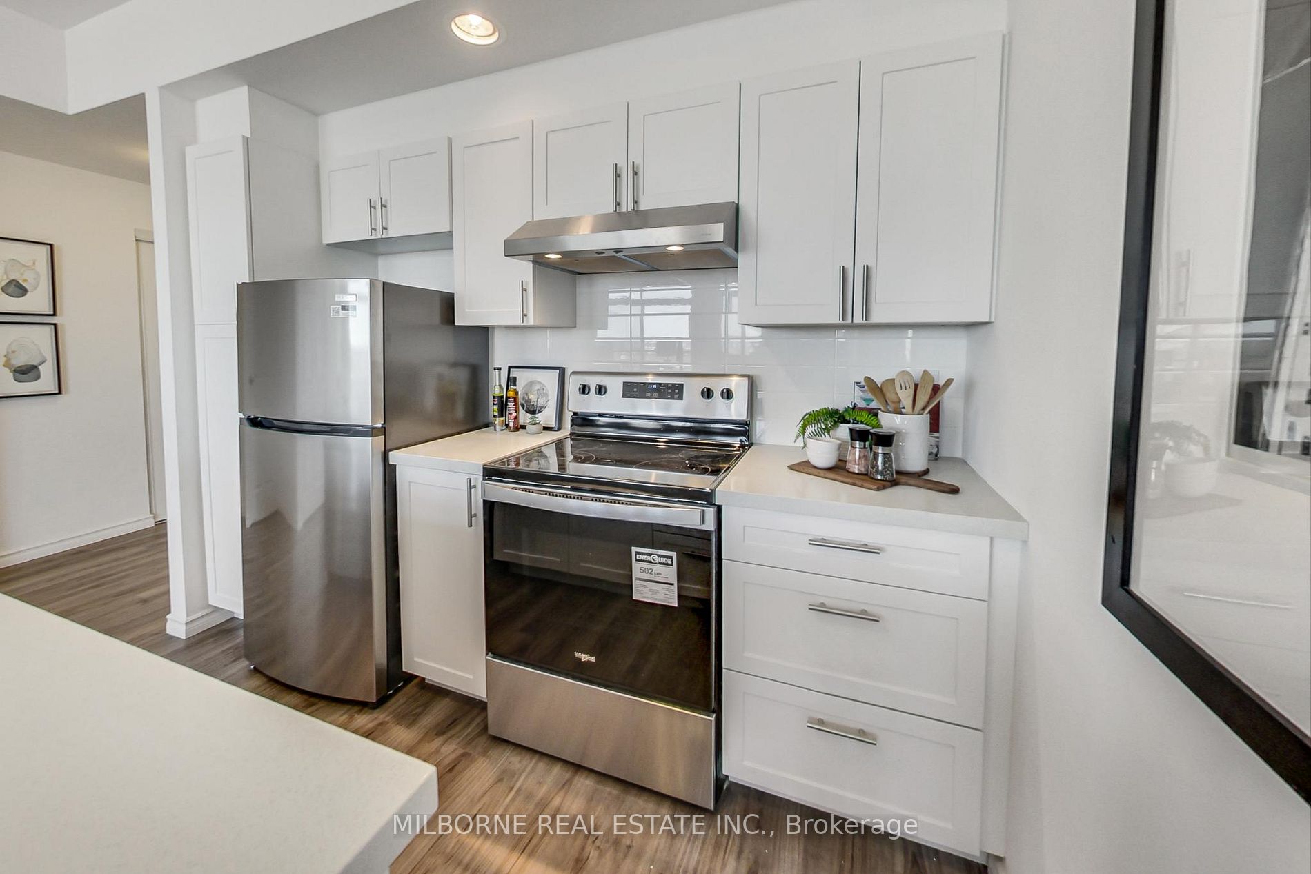 15 Maplewood Ave, #Ph8