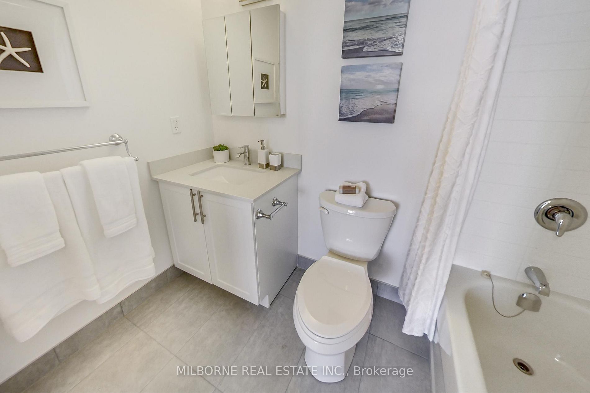 15 Maplewood Ave, #Ph8