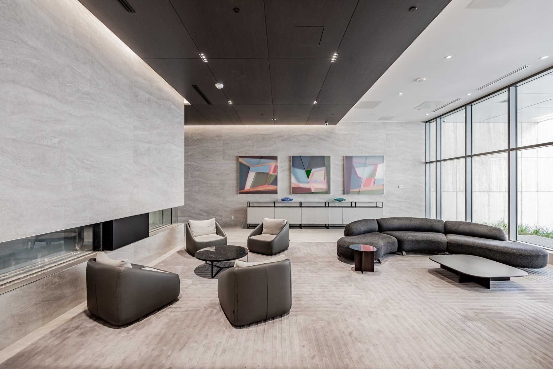 2221 Yonge Street #3306