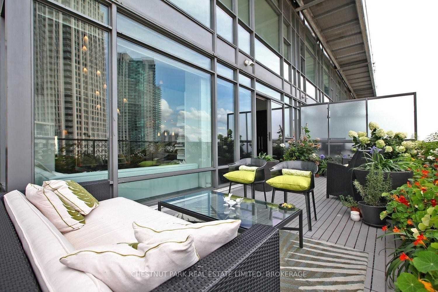 637 Lake Shore Blvd W, #617