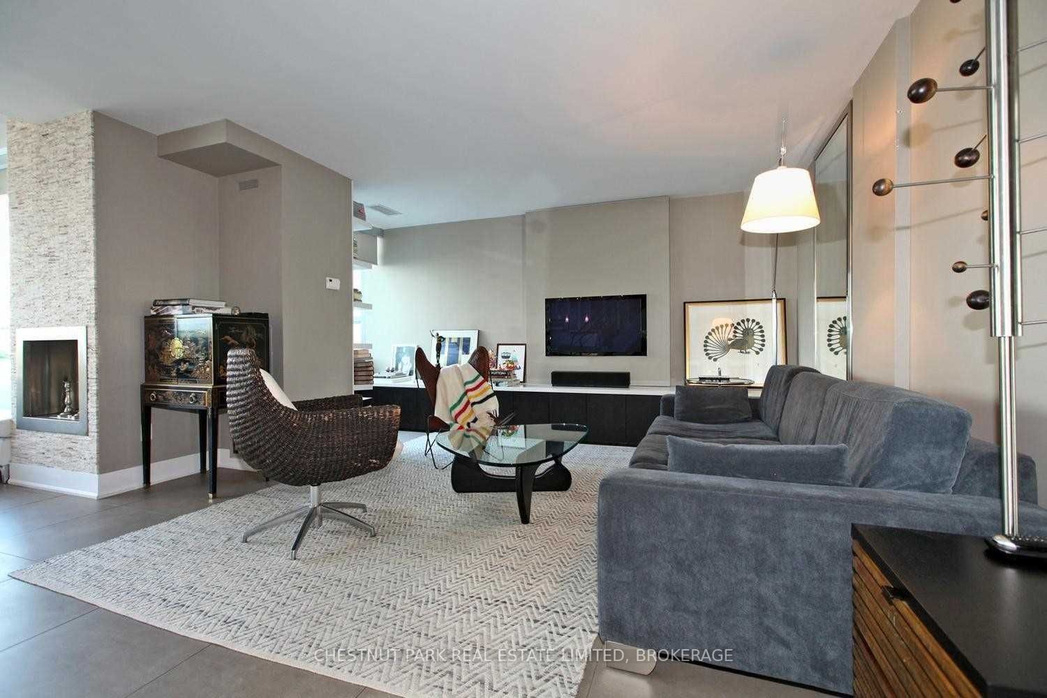 637 Lake Shore Blvd W, #617