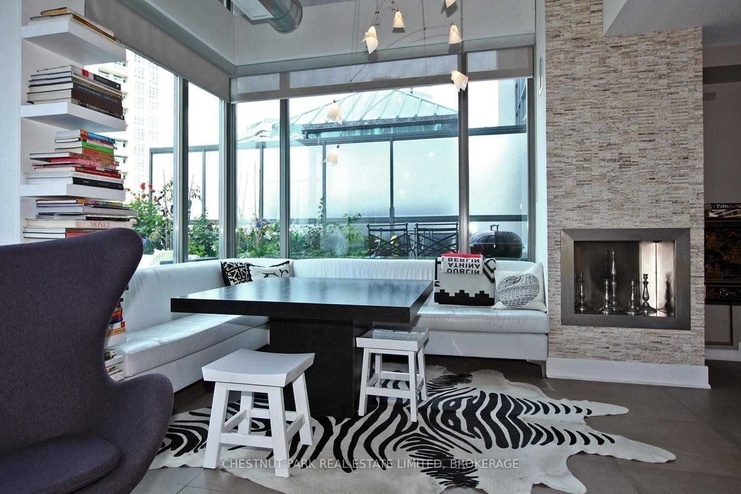 637 Lake Shore Blvd W, #617