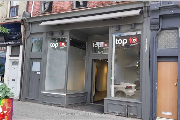 699 Queen St W, Toronto