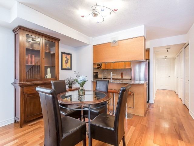 2 Brian Peck Cres, #301