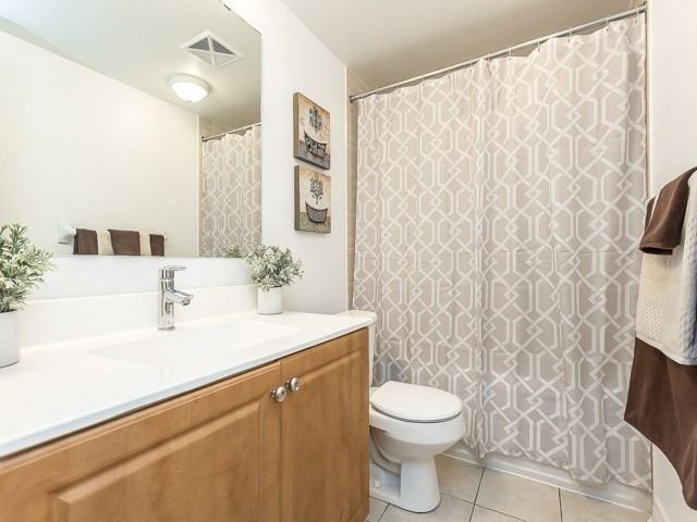 2 Brian Peck Cres, #301