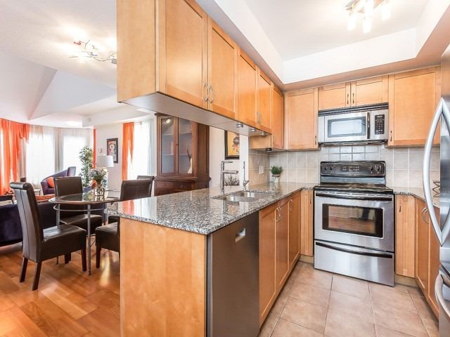 2 Brian Peck Cres, #301