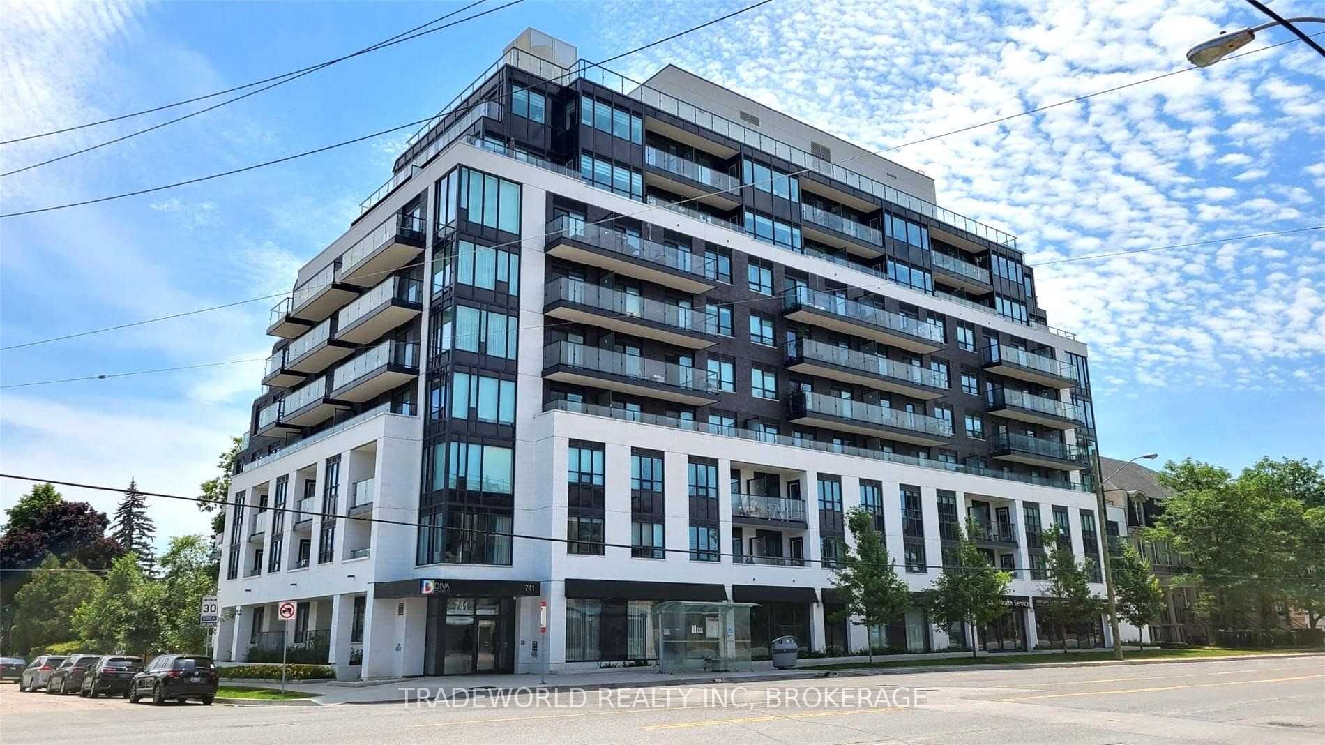741 Sheppard Ave W, #806