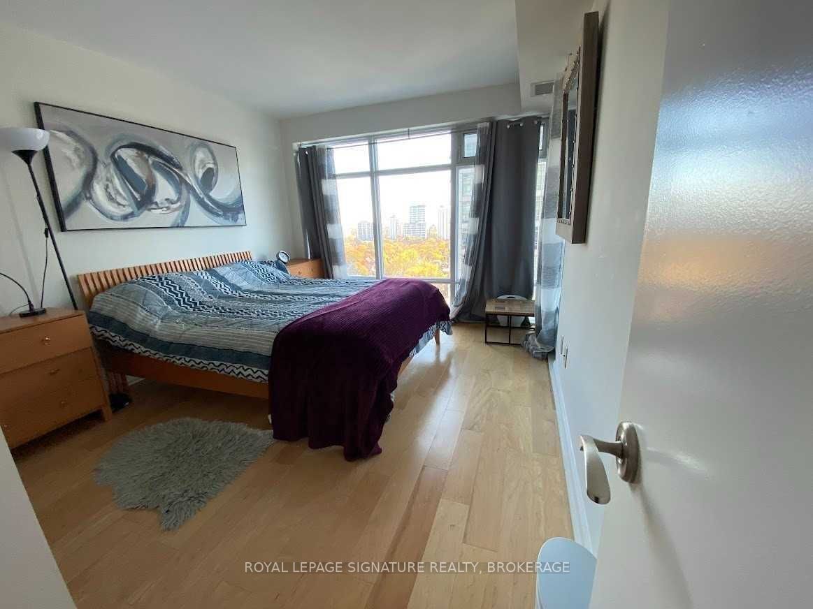 2191 Yonge St, #2005