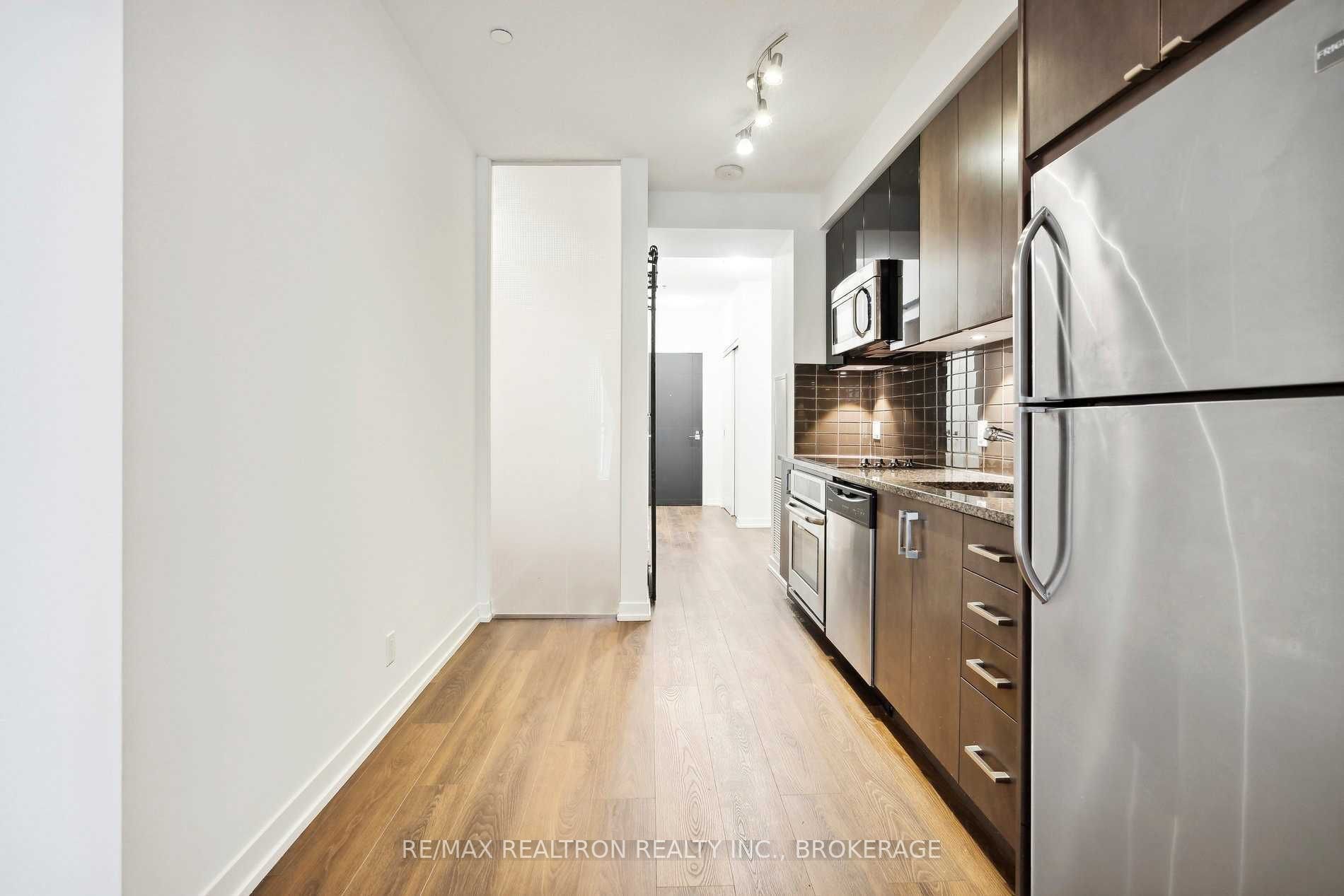 89 Dunfield Ave, #635
