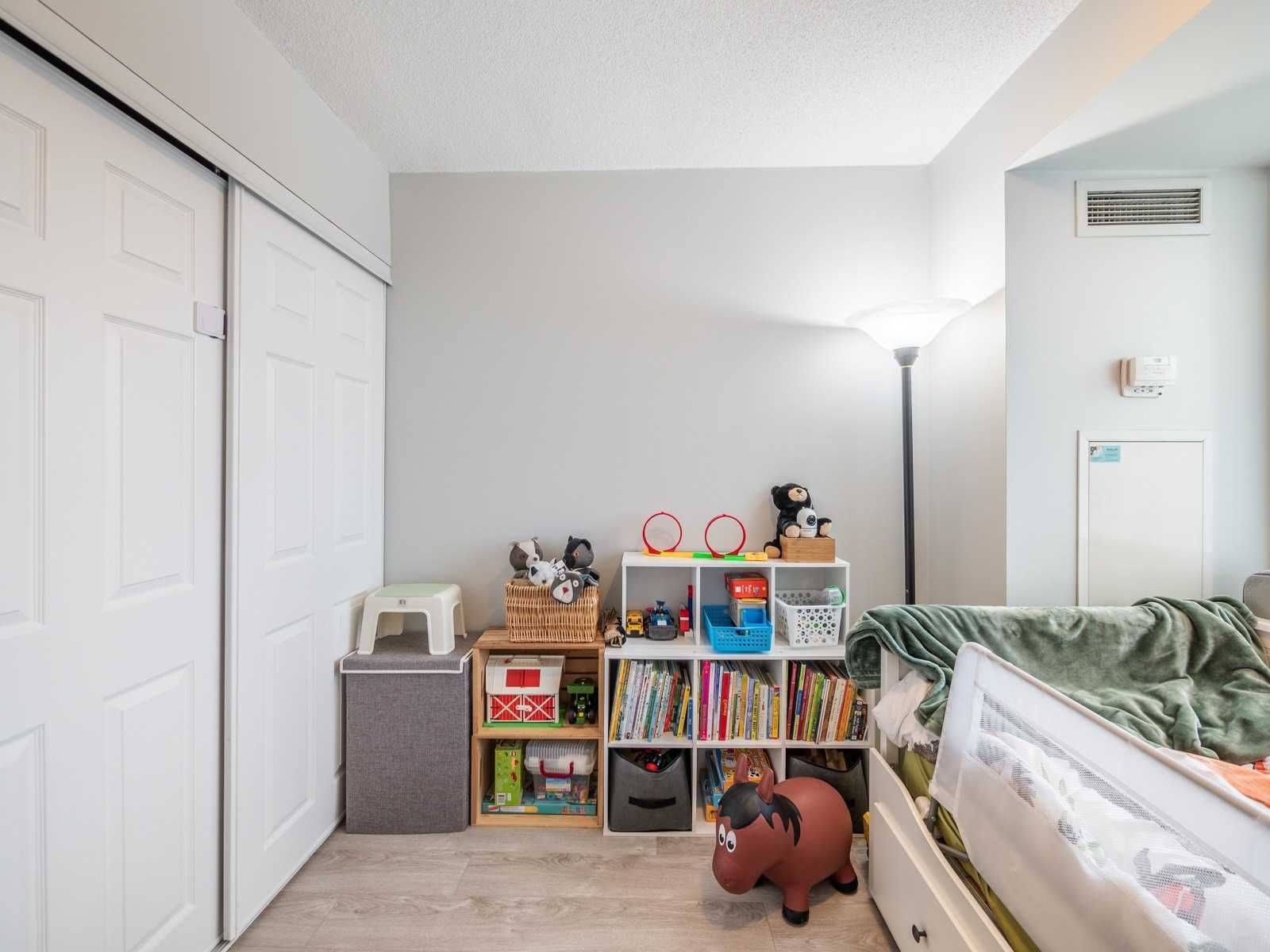 3830 Bathurst St, #709