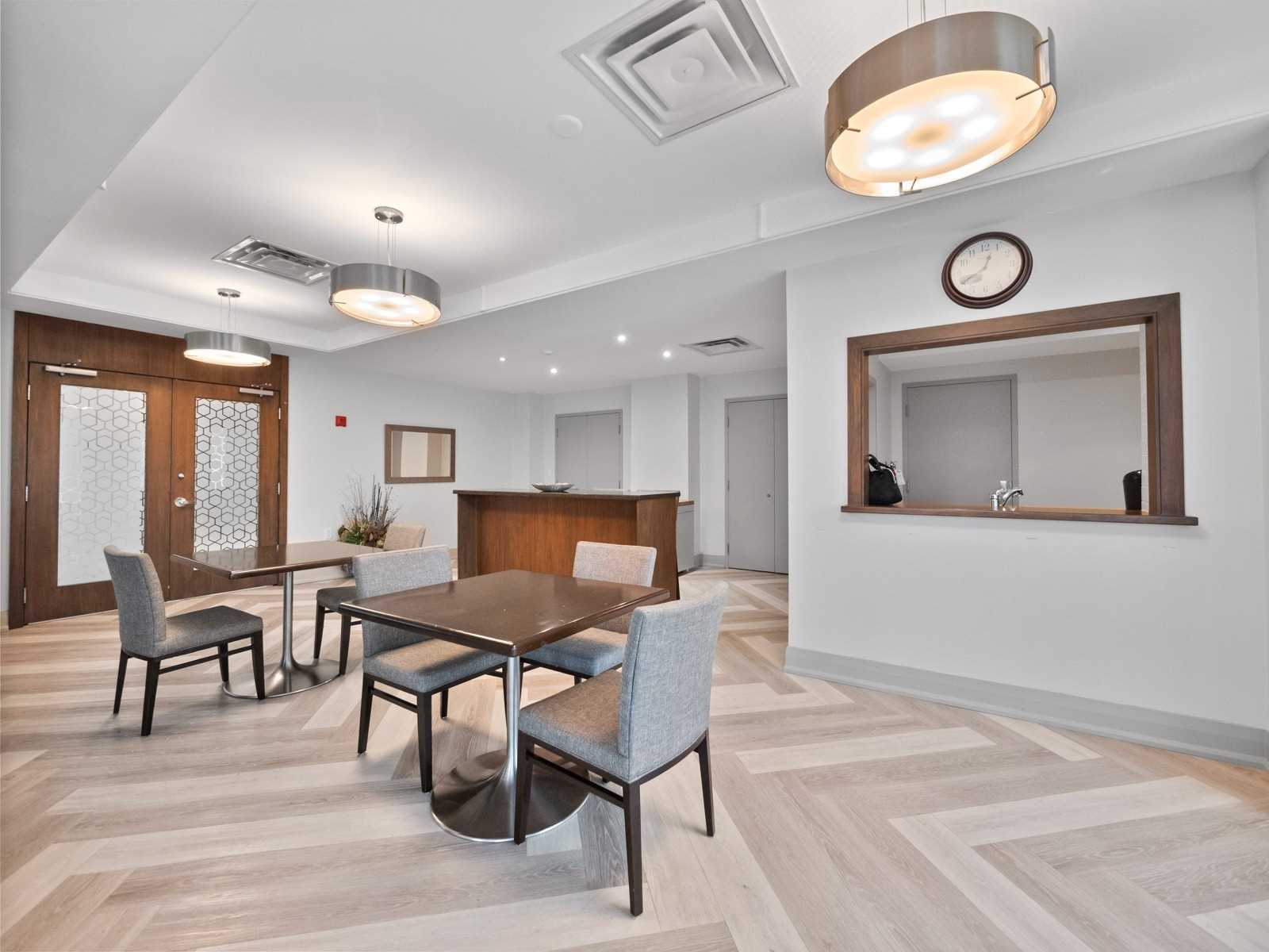 3830 Bathurst St, #709