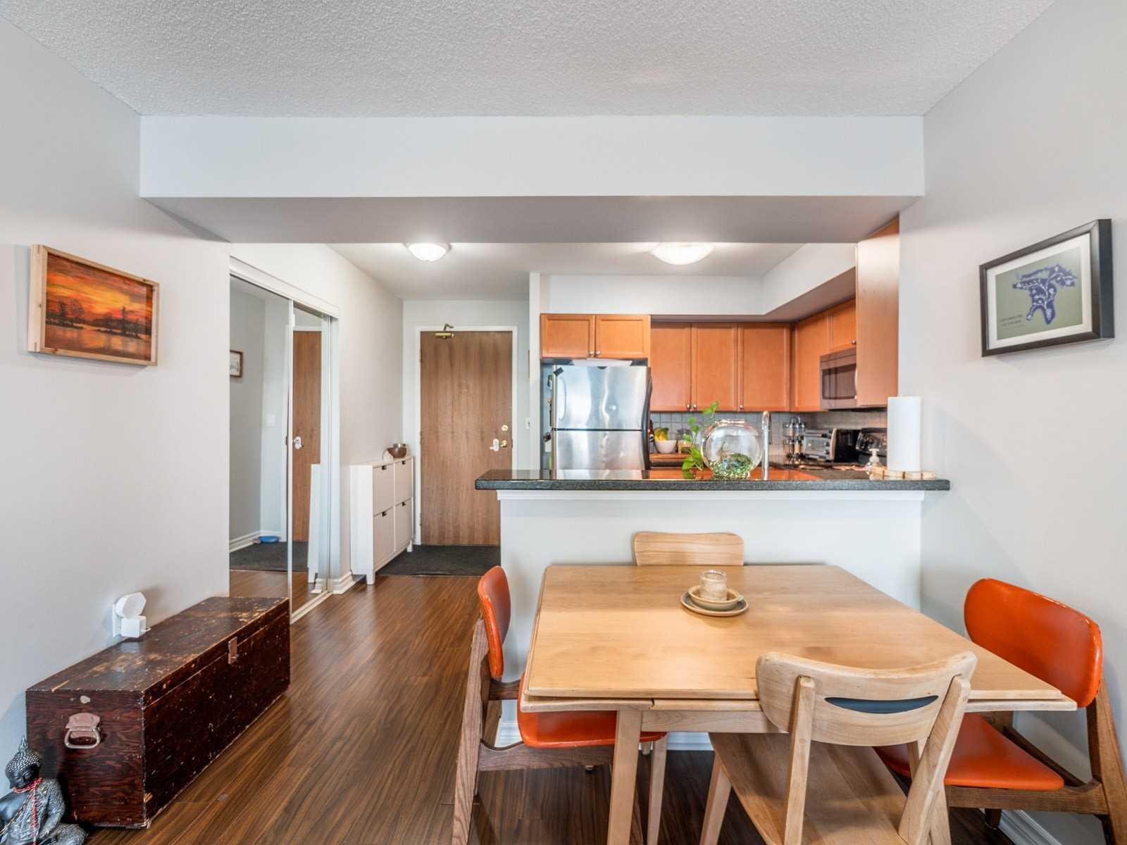 3830 Bathurst St, #709