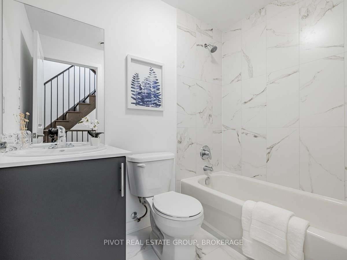 14 Marquette Ave, #8