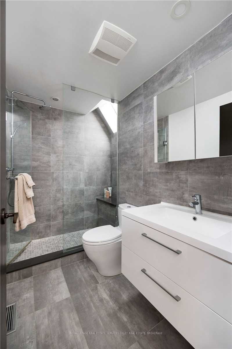 20 Oaklands Ave, #26
