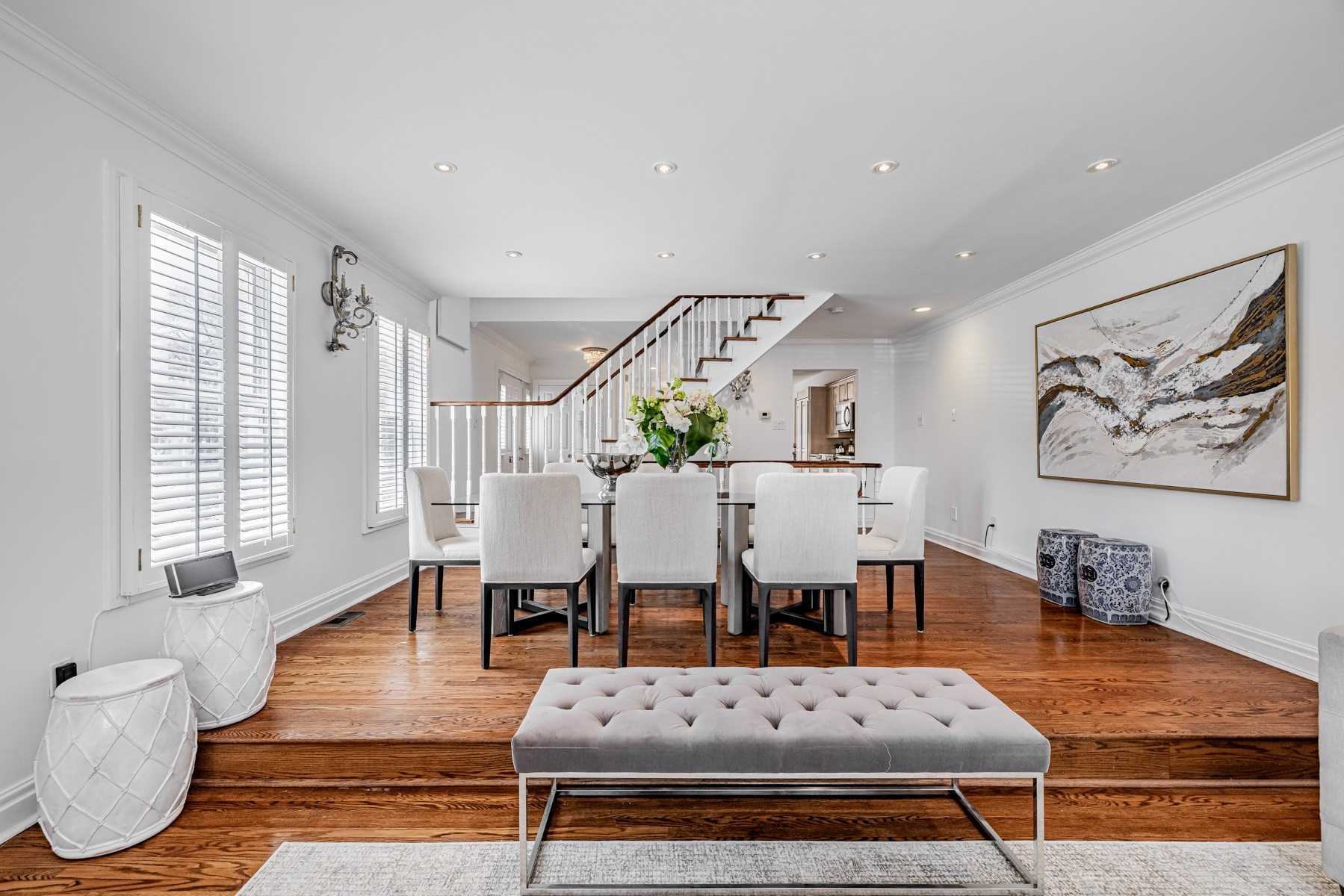 131 Rosewell Avenue