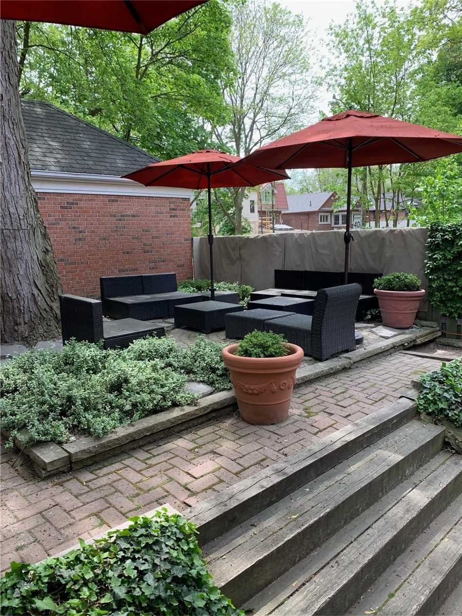 131 Rosewell Avenue