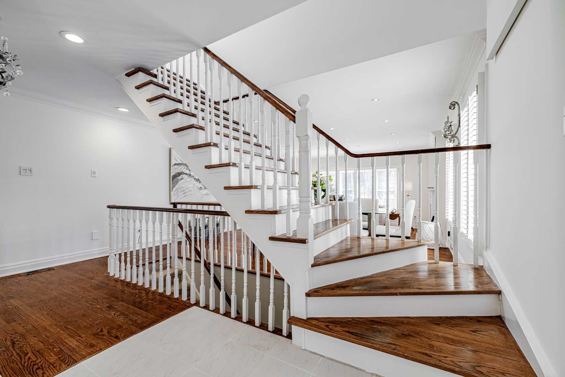 131 Rosewell Avenue